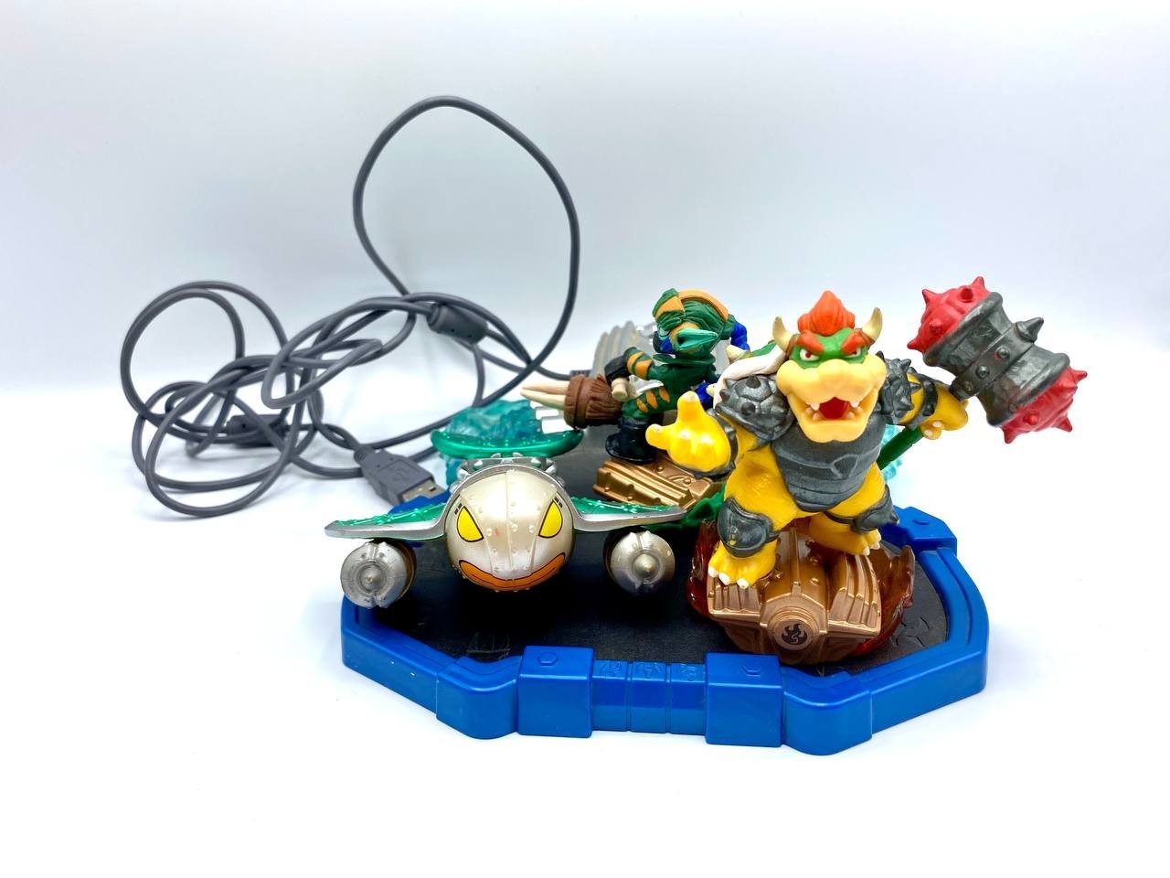 Skylanders Superchargers Racing Starter Pack Set Nintendo Wii & Figures Italiano