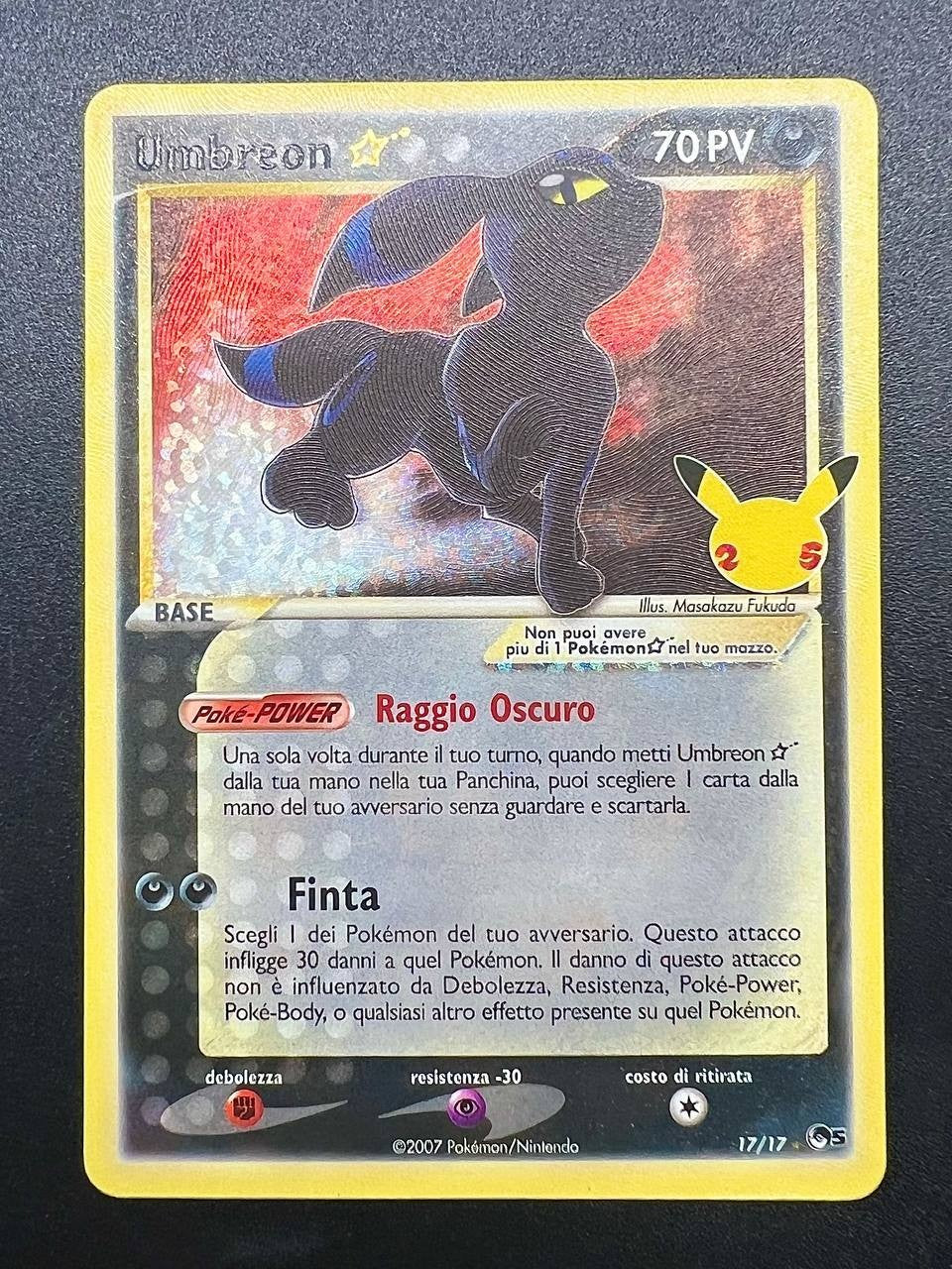 Carta Pokemon Umbreon 17/17 CEL Gran Festa 25th Anniversario Italiano Near Mint