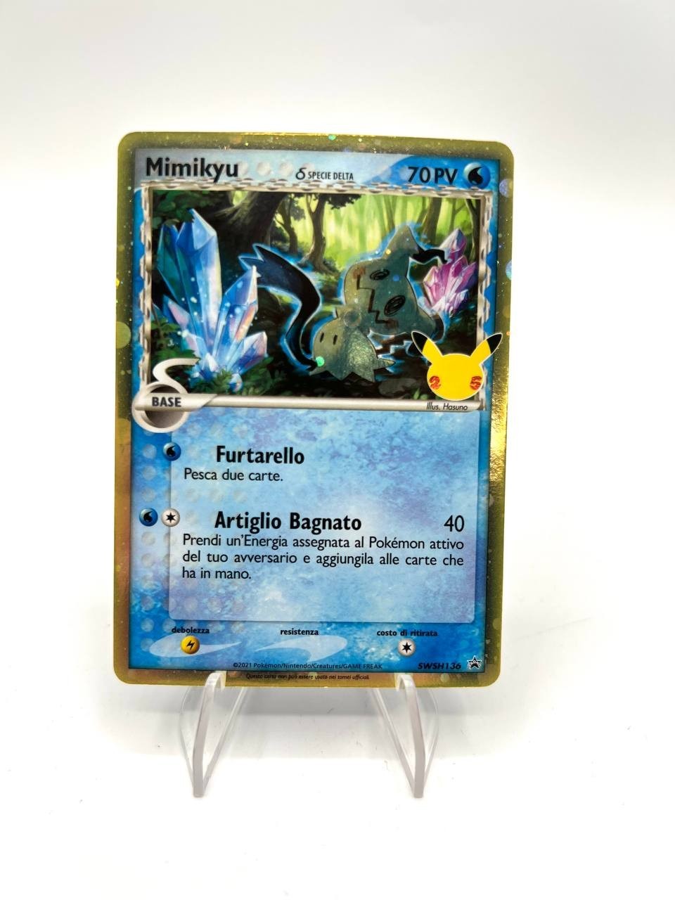 Carte Pokemon Mimikyu Specie Delta SWSH136 Gran festa Italiano Holo Near mint