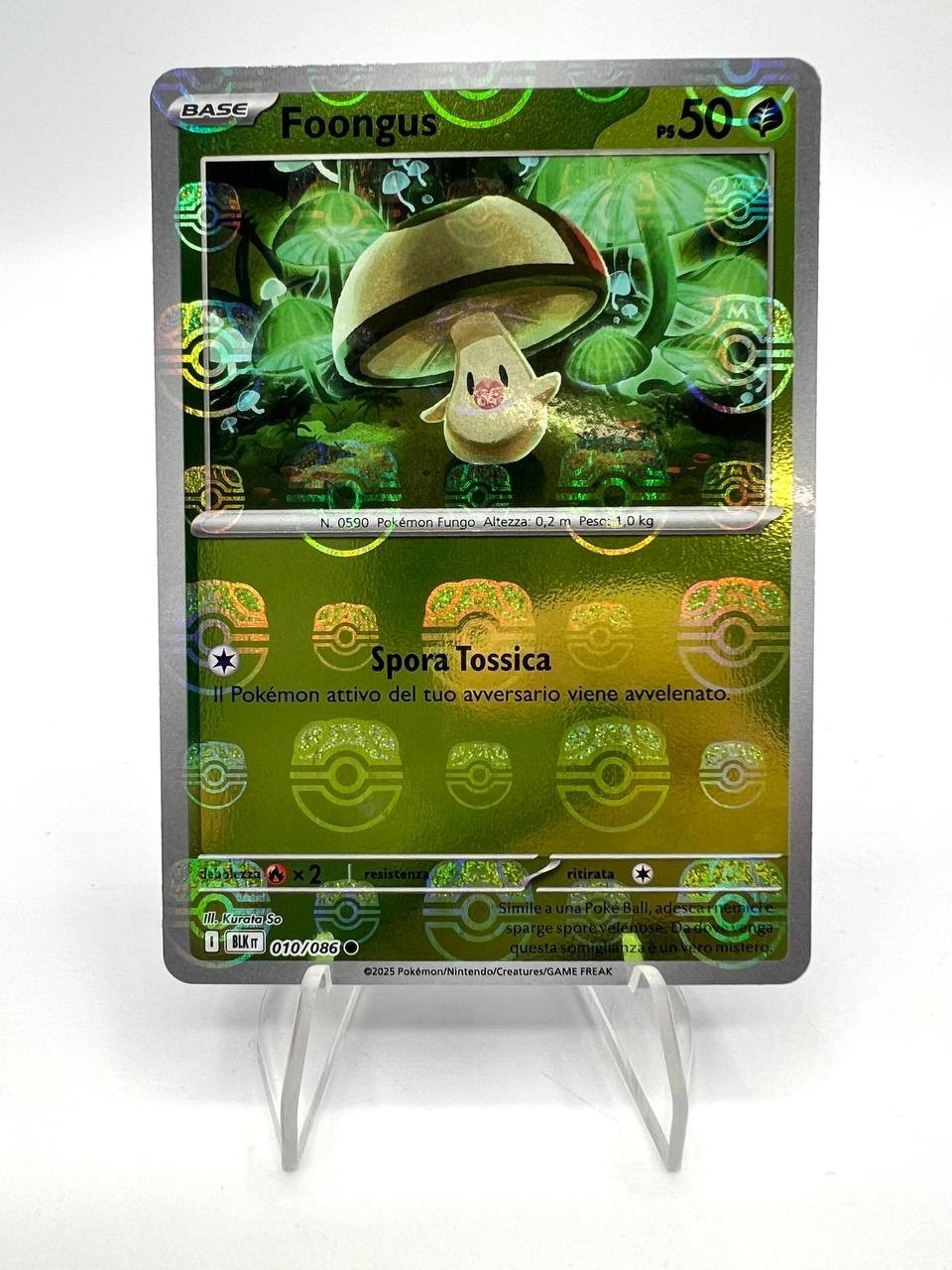 Carta pokemon Foongus BLK 010/086 Italiano set Luce nera Master Ball Near mint