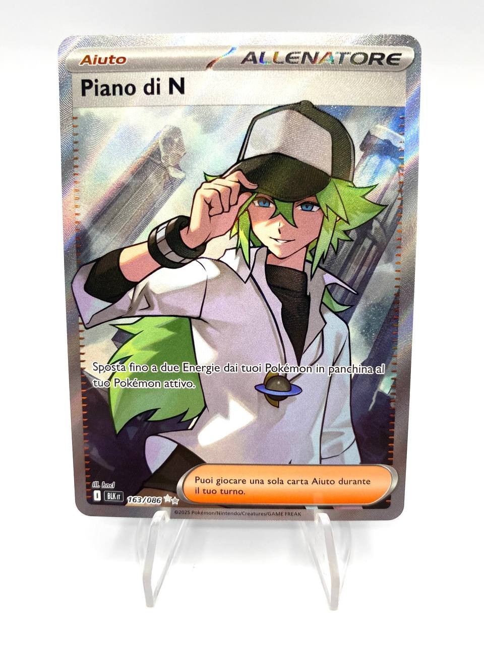 Carta Pokemon Piano di N Allenatore Full Art 163/086 Luce Nera BLK ITA Near Mint