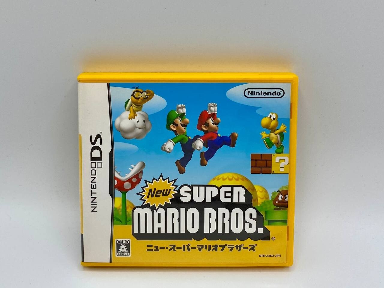 New Super Mario Bros Nintendo DS Complete Japanese Console Only Luigi Brothers