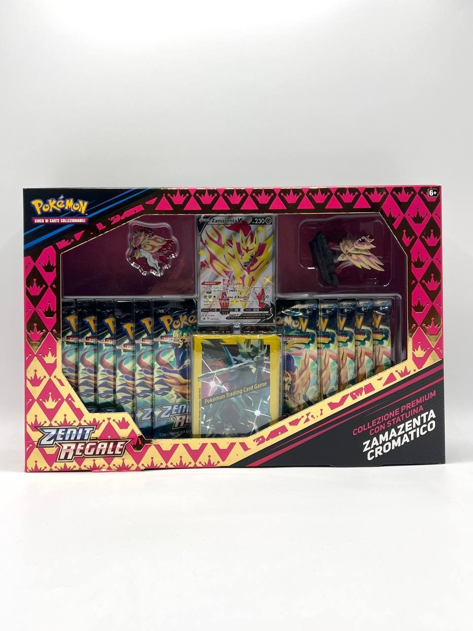 Pokemon ZENIT REGALE Collezione Premium statuina ZAMAZENTA CROMATICO Italiano
