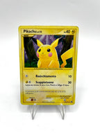 Carta pokemon Pikachu 112/111 set L'ascesa dei rivali Italiano Holo Played