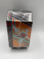 Tin Pokémon TCG Giratina V Potenziale nascosto Italiano Sealed 4 Bustine