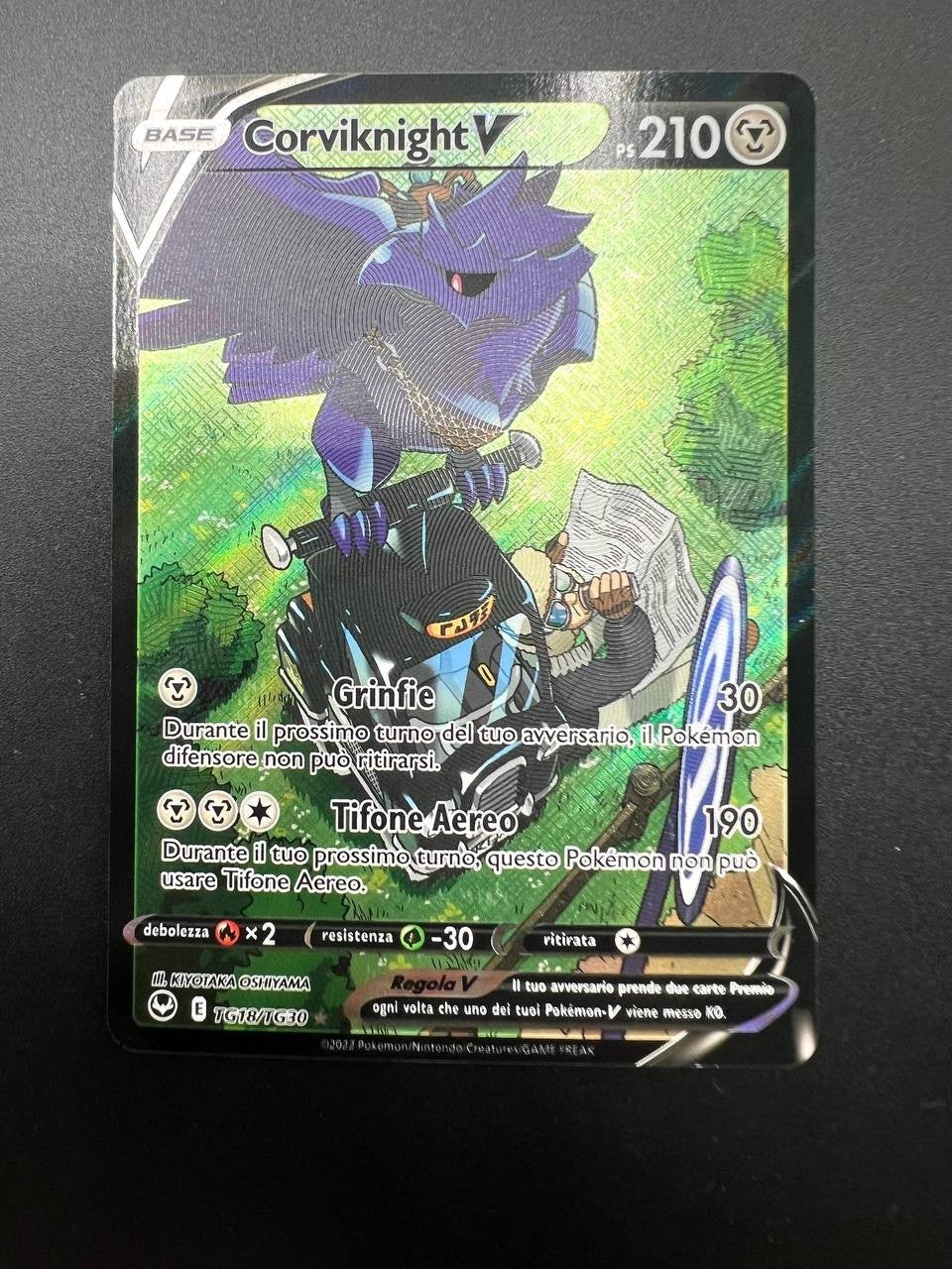 Carta pokemon Corviknight V TG18/TG30 Tempesta argentata Italiano Near Mint Holo